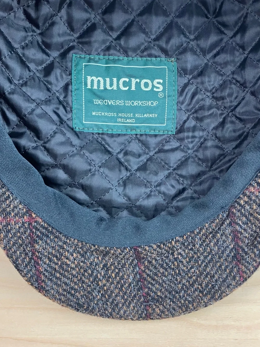 Mucros Weavers Hat Trinity Tweed 100% Wool Newsboy Cabbie Hat Size M Brown Plaid
